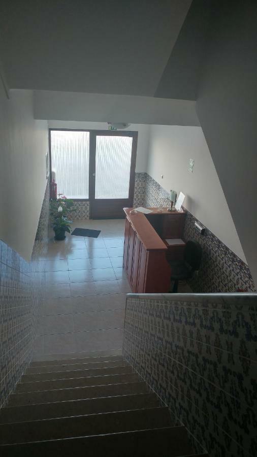 Alojamentos S.Jose Atouguia Da Baleia Bagian luar foto